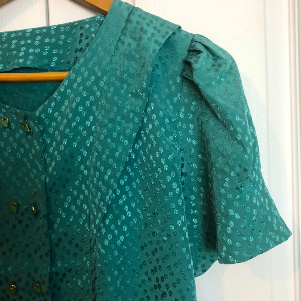 Vintage Blouse w Darling Little Buttons 80s Does 40s TWEE VIBE